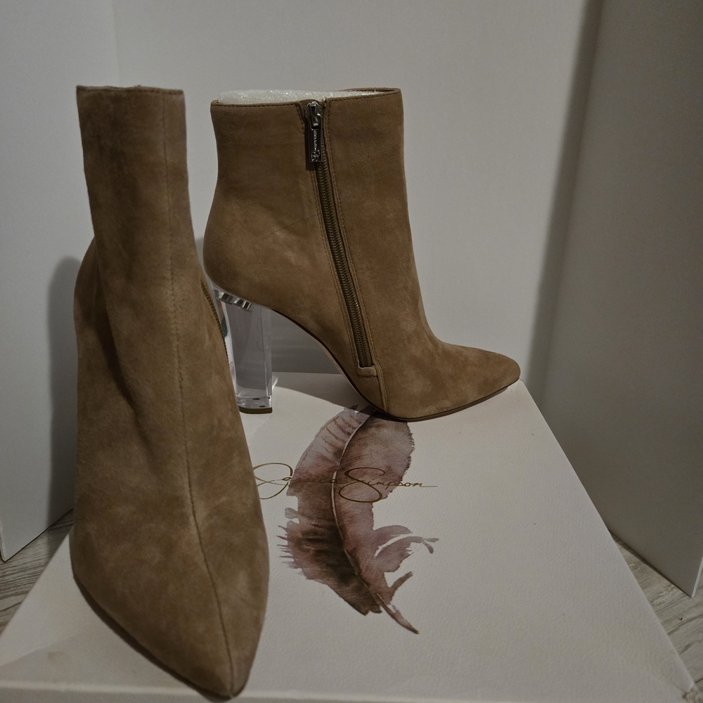 Jessica Simpson Tan Heeled Boots